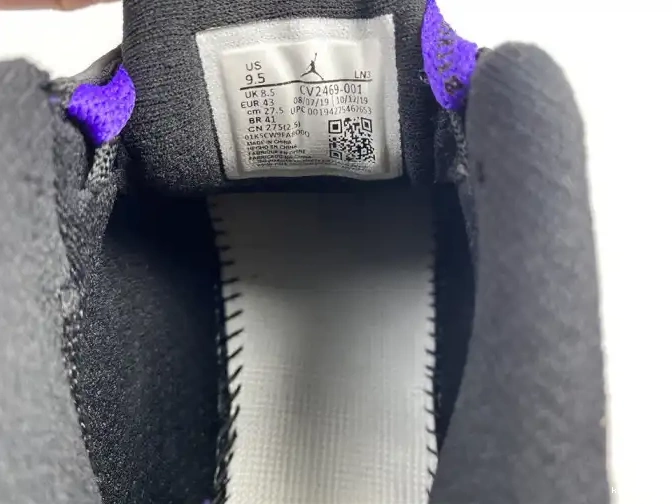 Rep JORDAN DOERNBECHER CV2469-001 14 '' RETRO AIR 0626
